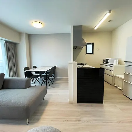 ＆Monde. Okinawa Arena Condominium Exterior photo